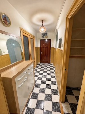 De vanzare apartament 3 camere, 2 bai str. Sarguintei - imagine 3
