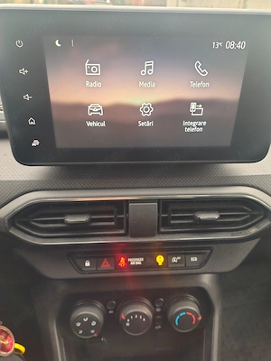 Vand Logan 3 2021,1.0 TCe benzina - imagine 7