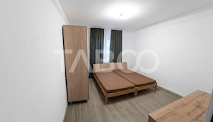 Apartament cu 2 camere de vanzare in bloc izolat cu boxa in Gruia - imagine 3