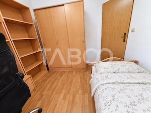 Apartament de vanzare 4 camere mansarda Vasile Aaron Sibiu - imagine 6