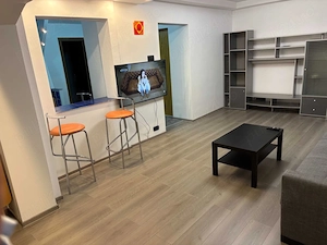 Inchiriere 3 camere - Stefan cel Mare - Metrou - imagine 2
