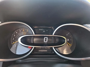 Renault Clio 0.9 TCE  - imagine 9