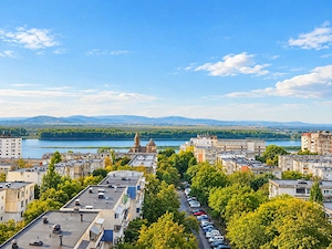 Apartament cu 2 camere, renovat integral, cu panoramă spectaculoasă   Mazepa 1, Galați