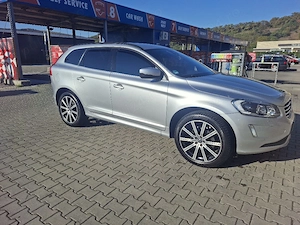 Volvo XC60 2.4 Diesel 230 CP 4x4 Automată Euro 6 - imagine 10