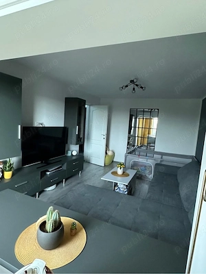 Apartament cu 3 camere etaj 6 zona Calea Sagului amenajat integral - imagine 5