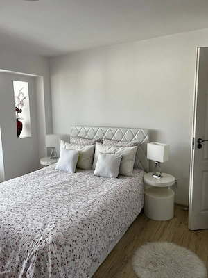 Apartament 3 camere decomandat Obcini, zona excelenta, la cheie - imagine 5