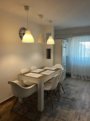 Apartament 3 camere decomandat Obcini, zona excelenta, la cheie - imagine 3