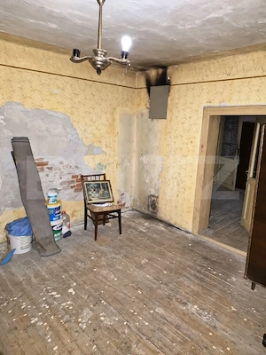 Casă cu teren de vânzare – oportunitate pentru casa visurilor tale - imagine 3