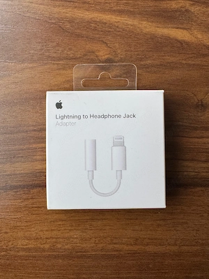 Adaptor Original Apple Lightning la Jack 3.5 mm (Căști iPhone)   Cutie Completă