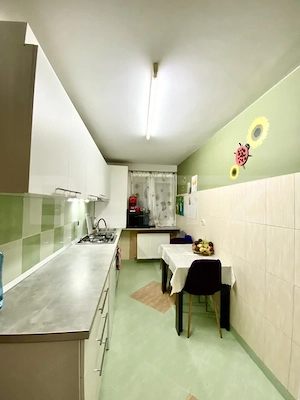 Apartament cu 2 camere, balcon de 8 mp și parcare – etaj 1, zona Libertatii