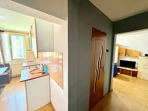 Apartament 3 camere, etaj 2 zona Dacia  - imagine 2