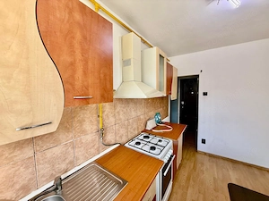 Apartament 3 camere, etaj 2 zona Dacia  - imagine 3
