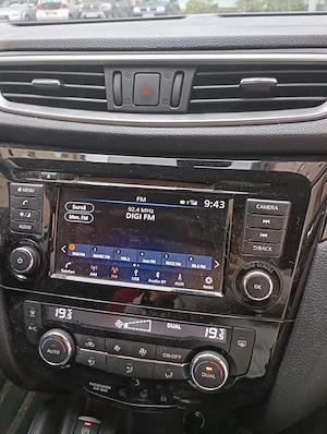 Nissan Qashqai II (J11, facelift) echipat cu motorul pe benzină 1.3 DIG-T de 140 CP - imagine 4