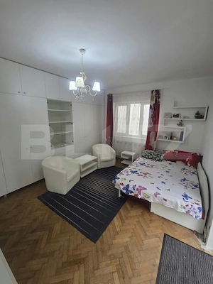 Apartament ultracentral 1 cameră, parcare în curte și terasă