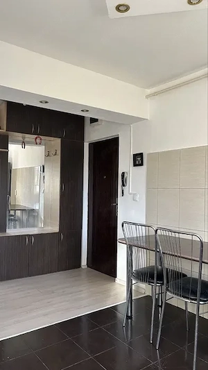 Apartament cu 2 camere co fort 1 sporit bloc izolat etajul 4 din 5 zona Lipovei - imagine 2