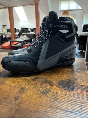 ghete dainese noi
