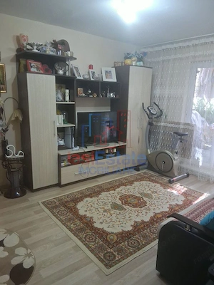 Apartament 3 camere Alexandru cel Bun - la Parter inalt - imagine 2