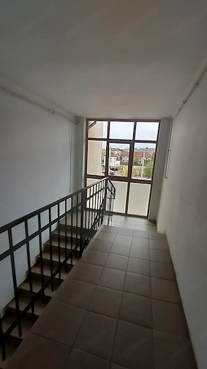 Apartament 3 camere decomandate Selimbar - imagine 17