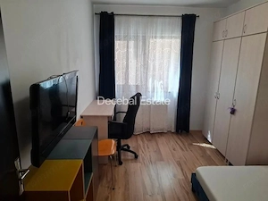 Apartament 3 camere de vanzare zona Trapezului mobilat si utilat