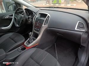 Opel Astra J - imagine 8