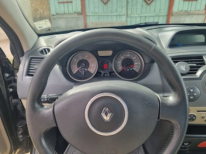 Renault Megane - imagine 5