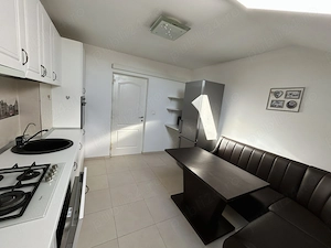 2 Cam-5 Min Iulius Town-Mobilat-Utilat- Balcon-Centrala-54MP-85.000 Euro !Negociabil - imagine 3