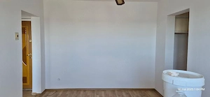 Apartament 2 camere de vânzare recent zugrăvit. - imagine 5