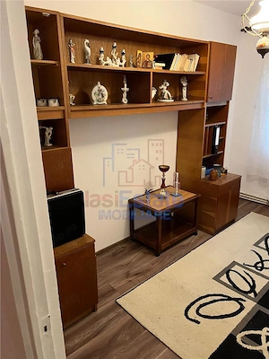 Apartament cu 3 camere etajul 1 zona Canta - Pacurari