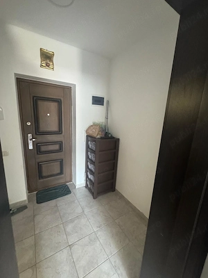 Închiriez garsonieră tip duplex 1600 lei