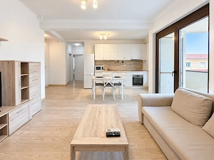 De închiriat apartament cu 3 camere + 2 locuri de parcare – Giroc - Comision 0% - imagine 2