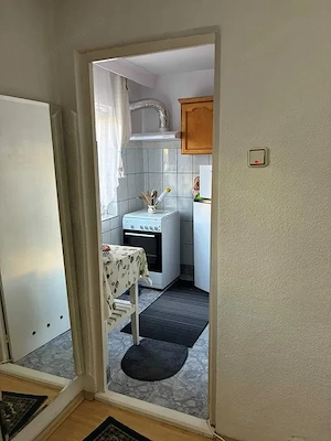 GARSONIERĂ DE VÂNZARE – MOBILATĂ ȘI UTILATĂ COMPLET - imagine 3