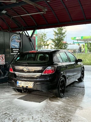 Opel Astra H 1.3CDTI an de fab.2007 - imagine 2
