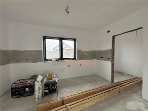 CASA LA STADIUL SEMI-FINISAT |  SANTANDREI |  500 MP TEREN - imagine 5
