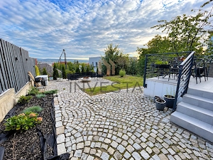 Apartament 3 camere in vila cu 150 mp curte, cartier Andrei Muresanu! - imagine 14