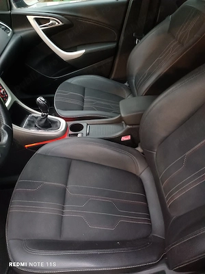 Opel Astra J - imagine 5