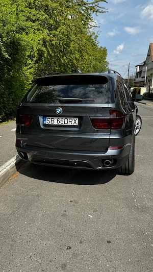 BMW X5 3.0D 7 locuri - imagine 4