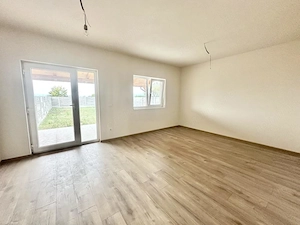 Duplex cu 4 camere - 100 mp utili - 320 de teren - Mosnita - imagine 2