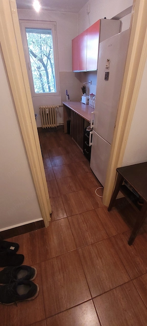 PROPRIETAR, vand ap. 2 cam pe blvd. C Brancoveanu, v-a-v de Spitalul Marie Curie