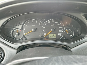 Ford focus MK 1 , 1,6 benzina , 2001,  - imagine 3