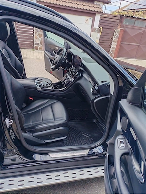 Autovehicul Mercedes-Benz GLC350e Plug-in Hybrid  - imagine 5