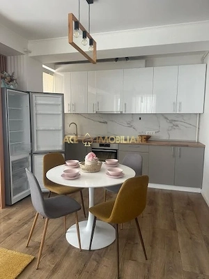 2 Camere de inchiriat | Tunari | Loc de parcare | Centrala proprie - imagine 5