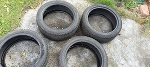 Anvelope de Iarnă 215/45 R17