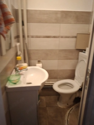  Proprietar vand garsoniera 16MP etaj 1 4 zona Blascovici - imagine 5