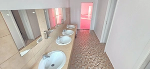 Intreg sau partial :370 MP la PARTER,langa metrou BASARAB,10EUR MP.FARA COMISION! - imagine 7
