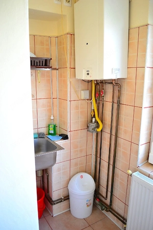 Apartament 2 camere + garaj, zona Lipovei - imagine 6