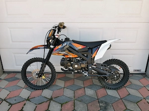 Vând cross 140 cc