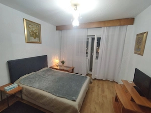 Apartament 2 camere de închiriat chiar în Piața Iancului, metrou în fața scării, luminos