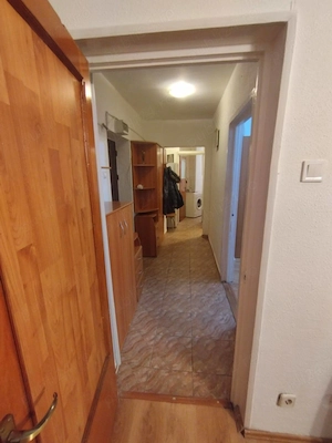 Apartament 2 camere de închiriat chiar în Piața Iancului, metrou în fața scării, luminos - imagine 9