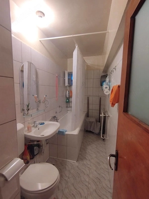 Apartament 2 camere de închiriat chiar în Piața Iancului, metrou în fața scării, luminos - imagine 4