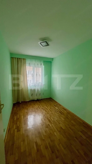 Amartament in Orastie- 55 mp. și 2 balcoane, la etajul 3. - imagine 4